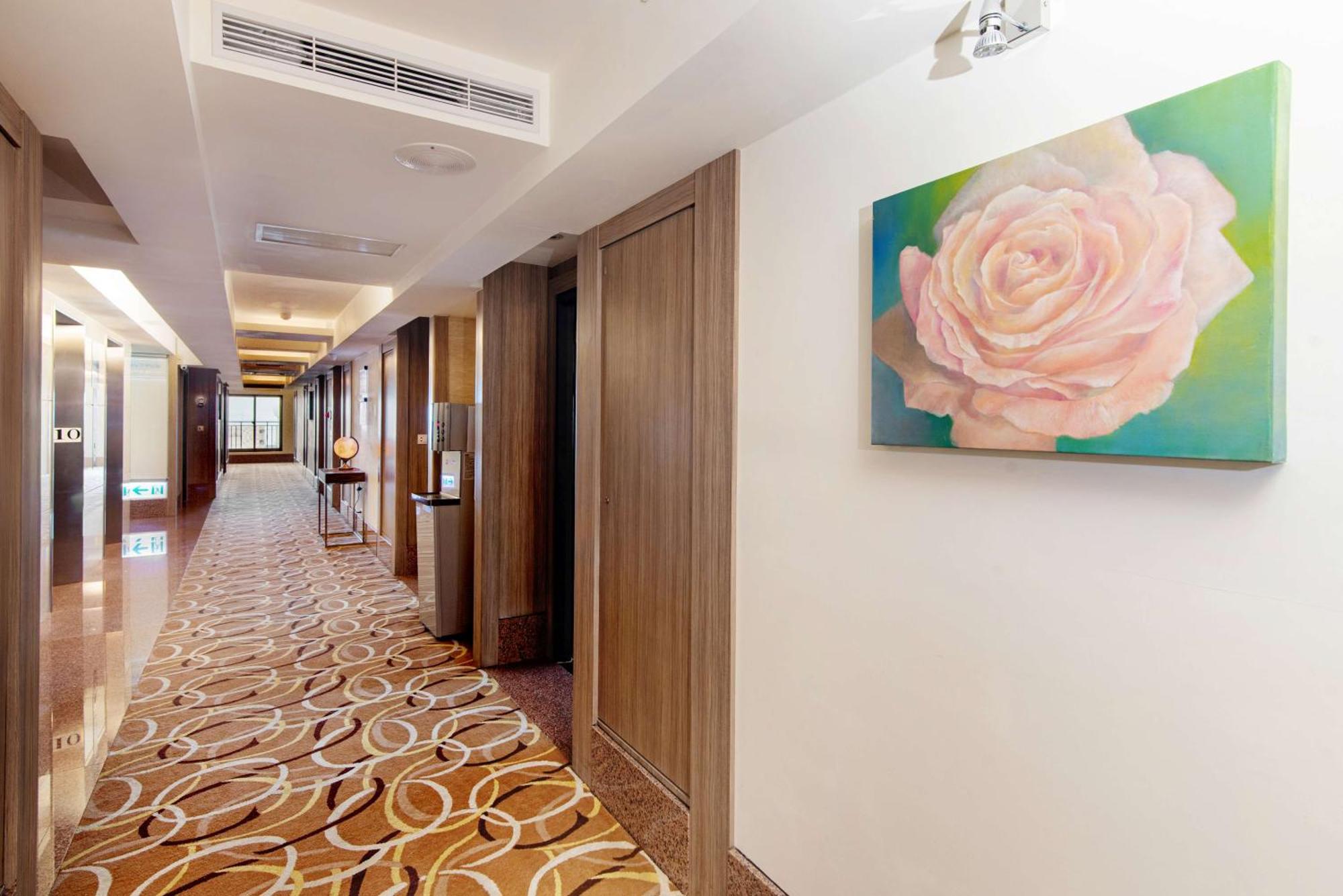 Lishiuan Hotel Hualien Buitenkant foto