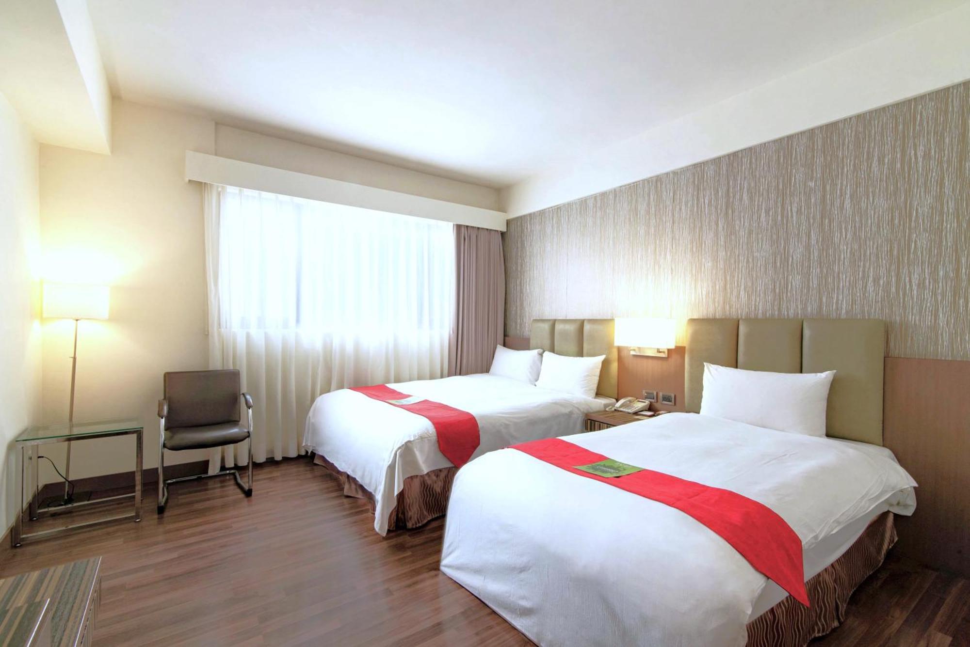 Lishiuan Hotel Hualien Buitenkant foto