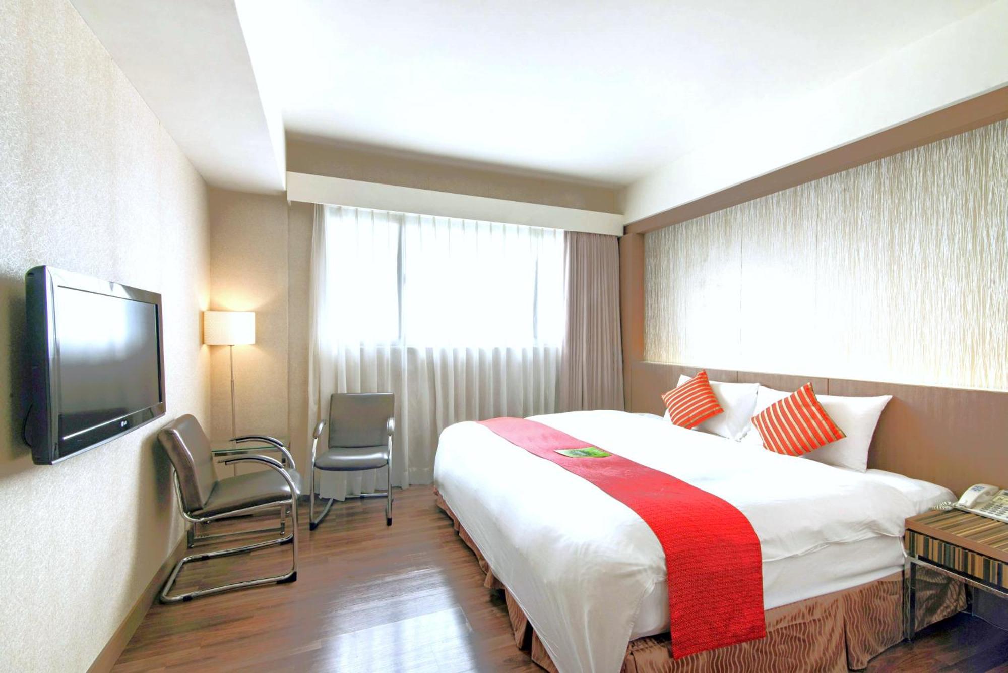 Lishiuan Hotel Hualien Buitenkant foto