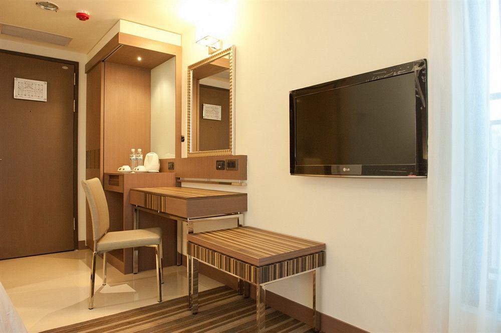 Lishiuan Hotel Hualien Buitenkant foto