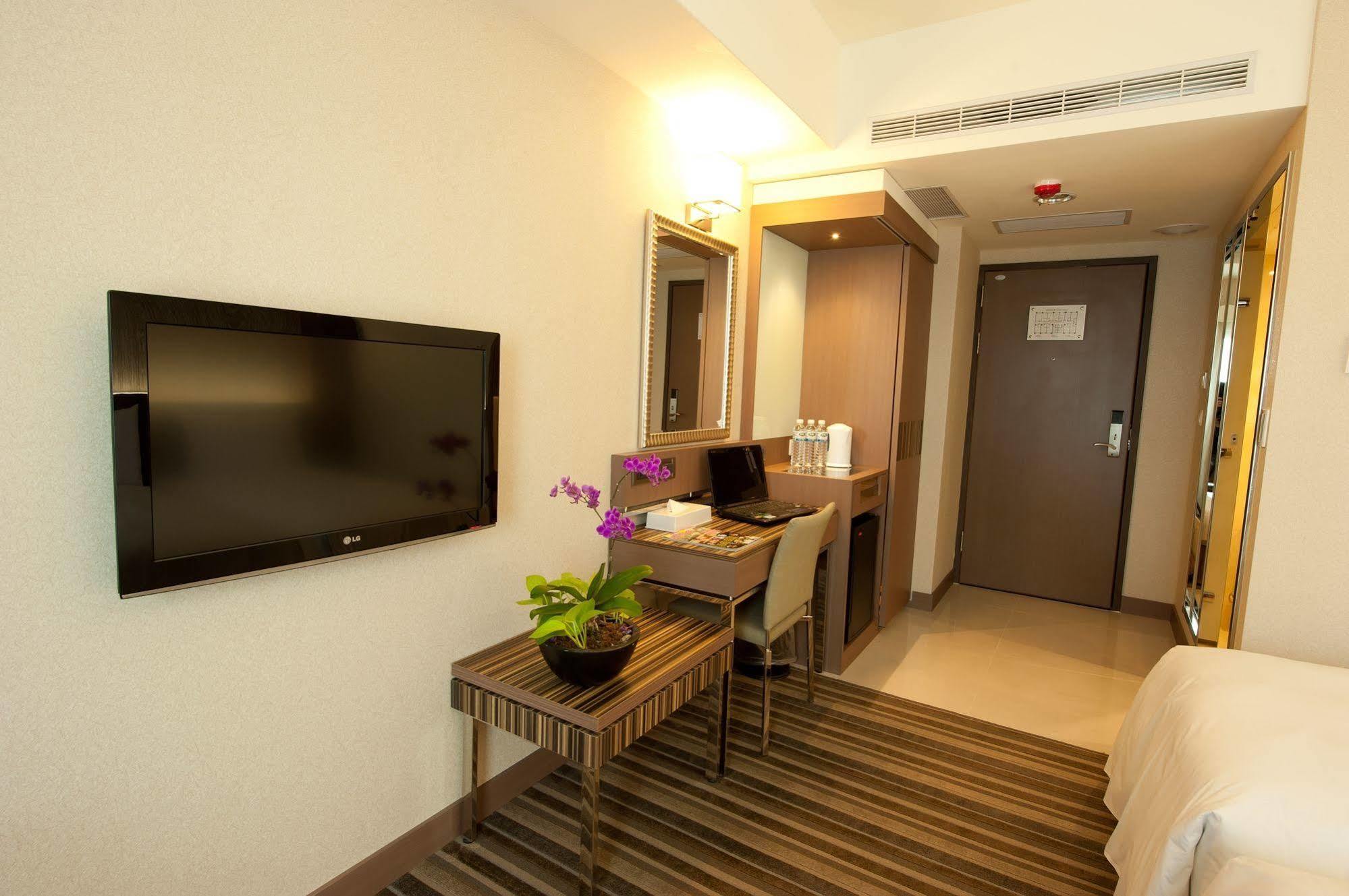 Lishiuan Hotel Hualien Buitenkant foto