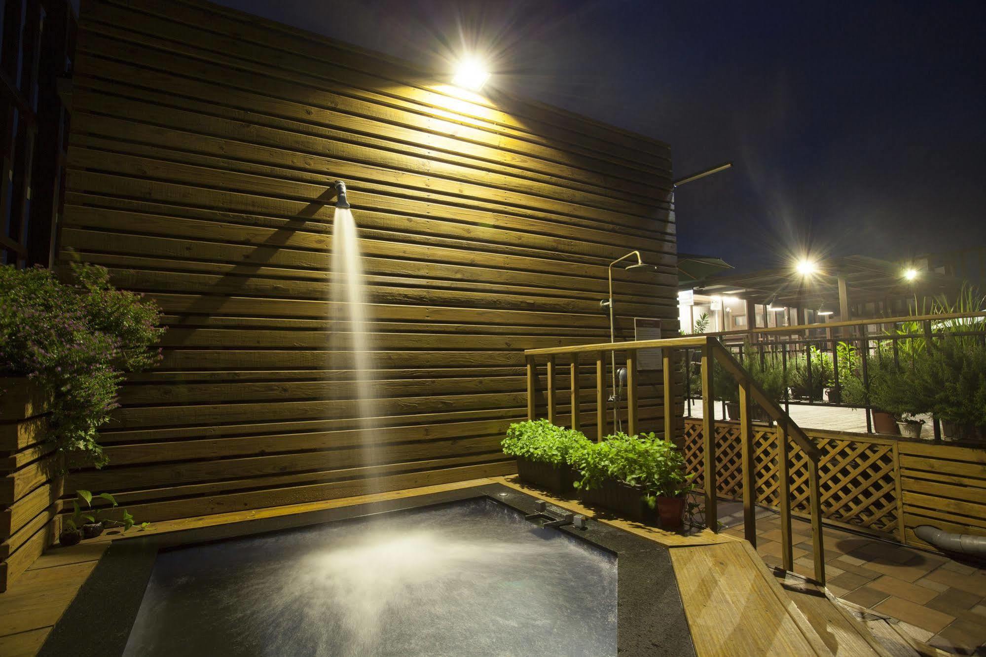 Lishiuan Hotel Hualien Buitenkant foto